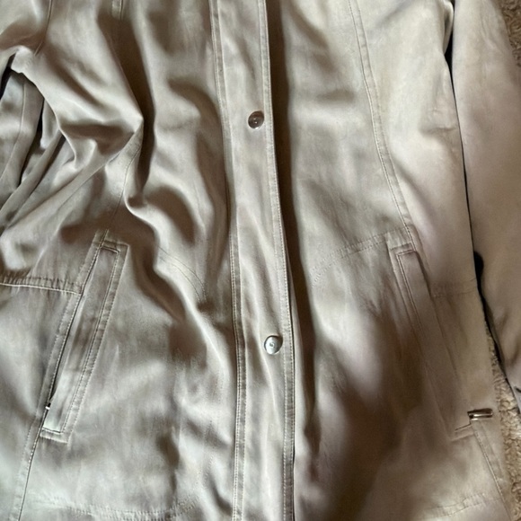 Gallery Light Beige Hooded Trench Coat - Picture 3 of 9